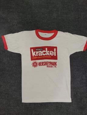 Made In USA. 1980s. Hershey's Krackle. Singlestitch. Men's Medium